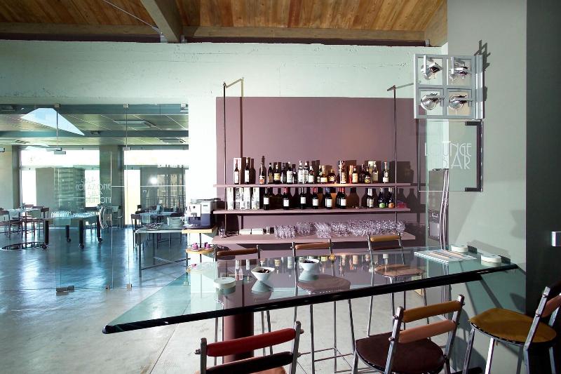 Ascheri - Bar