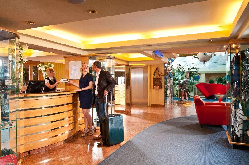 Hotel Kaiserhof Heringsdorf - Lobi