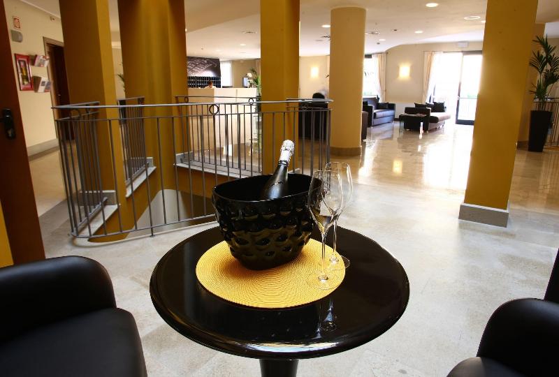 Hotel San Rocco - Lobi