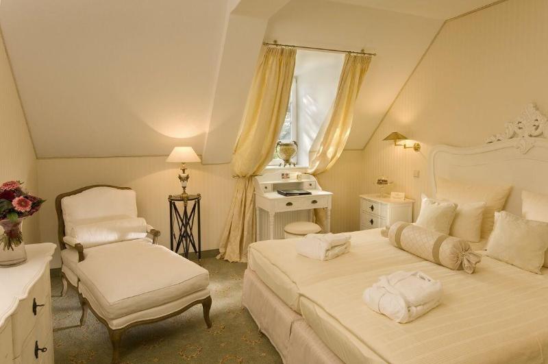Richtershof Weinromantikhotel - Oda