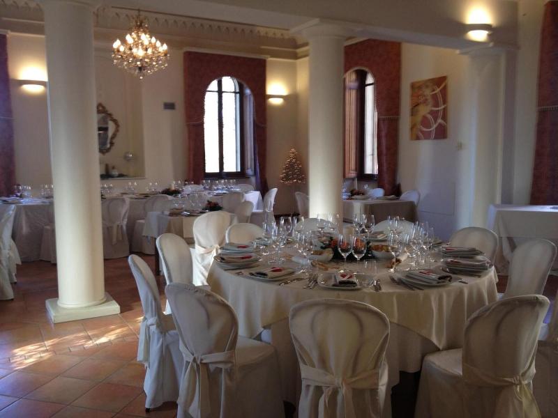 Villa Scati - Toplantı