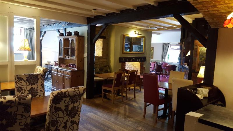 The Walnut Tree - Restoran