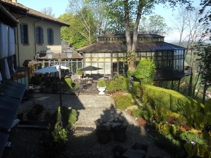 Villa Beccaris - Genel
