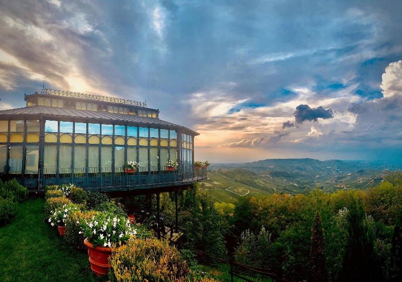Villa Beccaris - Genel