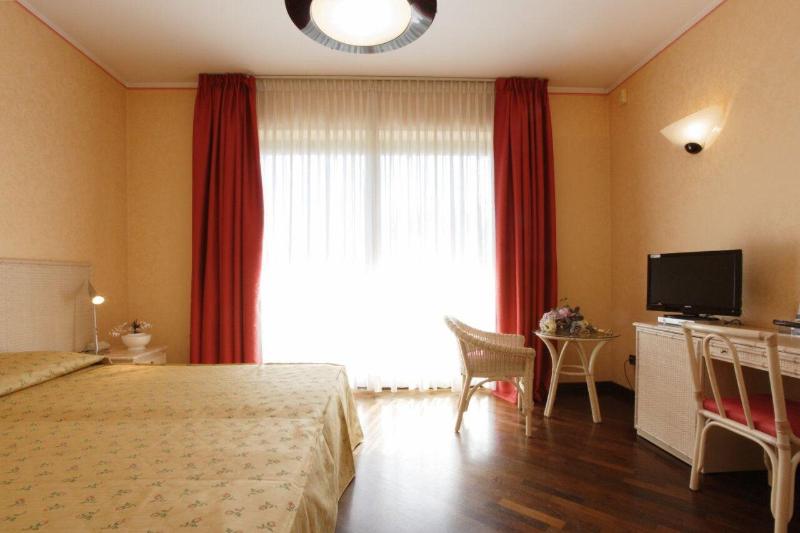 Serravalle Golf Hotel - Oda