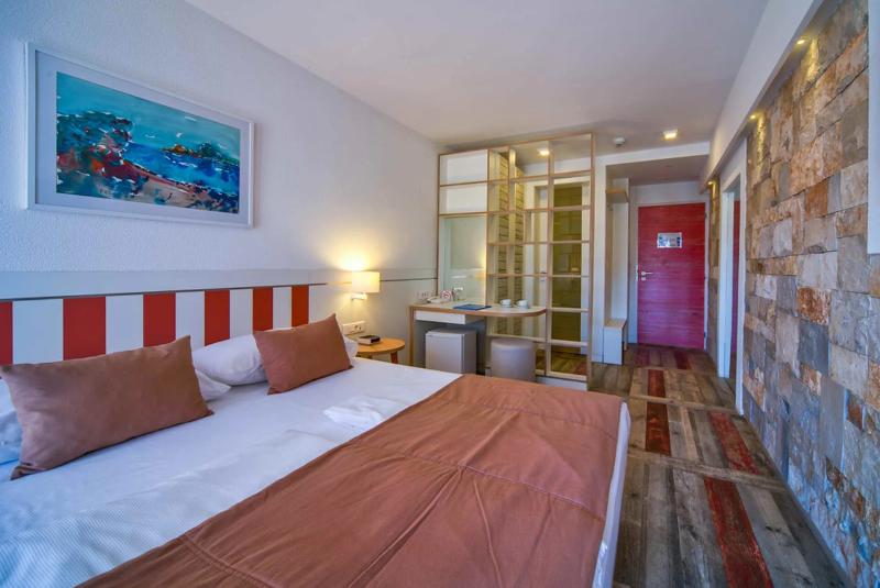 Castellastva Hotel - Oda