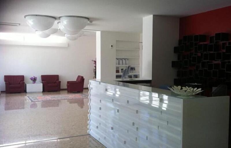 Hotel Europa Grado - Lobi