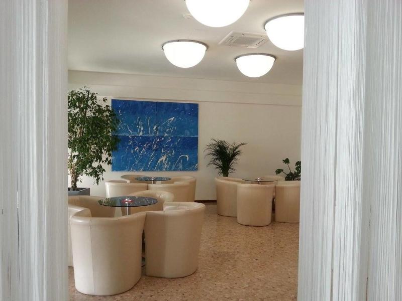 Hotel Europa Grado - Lobi