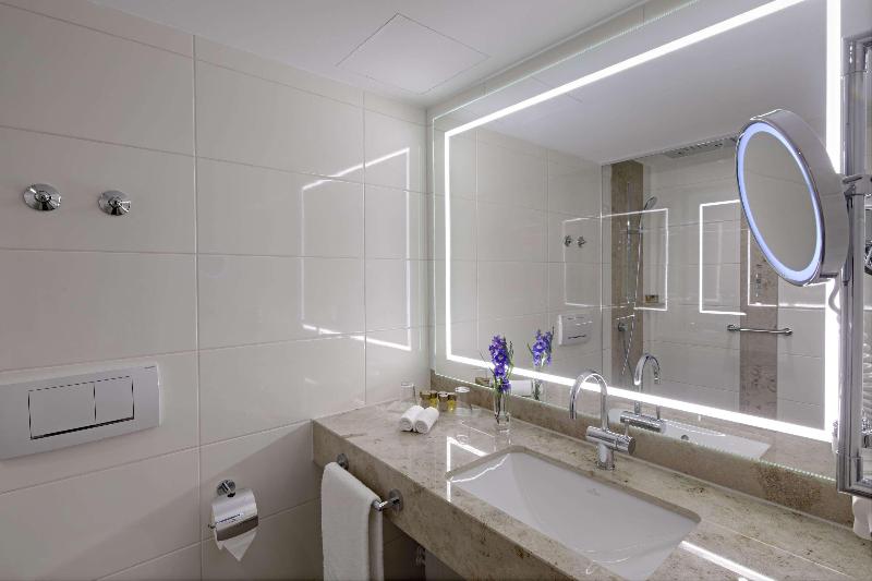 Maritim TitiseeHotel - Oda