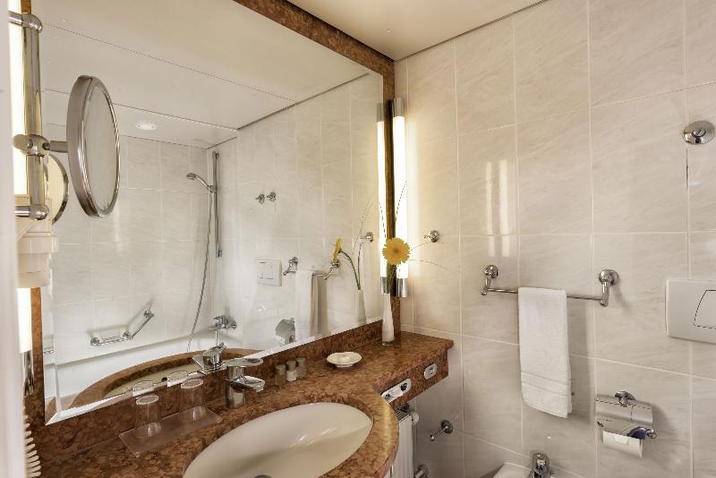 Maritim TitiseeHotel - Oda