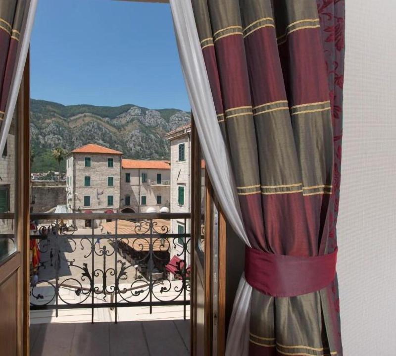 Hotel Vardar - Lobi