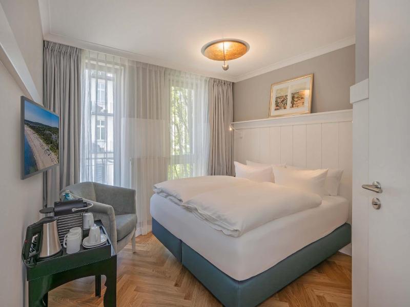 Strandhotel Heringsdorf - Genel