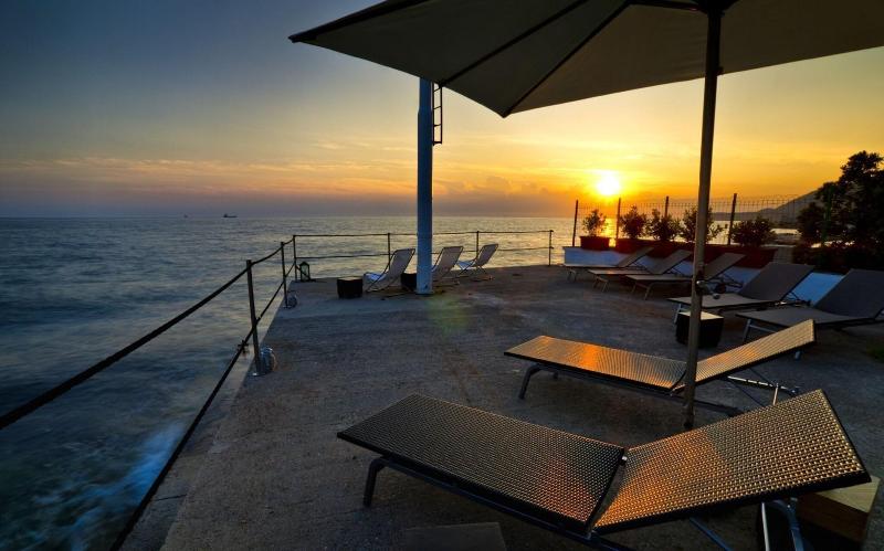Tre Merli Beach Hotel - Teras