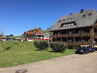 B + B Hotel Titisee Sonnenmatte nahe Badeparadies otel fotoğrafı