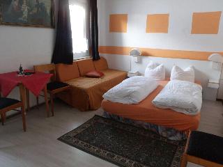 B + B Hotel Titisee Sonnenmatte nahe Badeparadies fotoÄŸrafÄ±