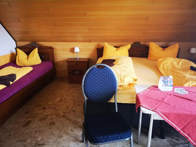B + B Hotel Titisee Sonnenmatte nahe Badeparadies - Oda
