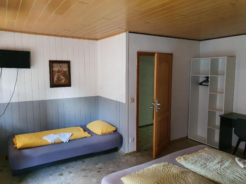 B + B Hotel Titisee Sonnenmatte nahe Badeparadies - Oda