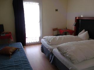B + B Hotel Titisee Sonnenmatte nahe Badeparadies fotoÄŸrafÄ±