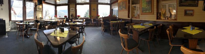 B + B Hotel Titisee Sonnenmatte nahe Badeparadies - Restoran