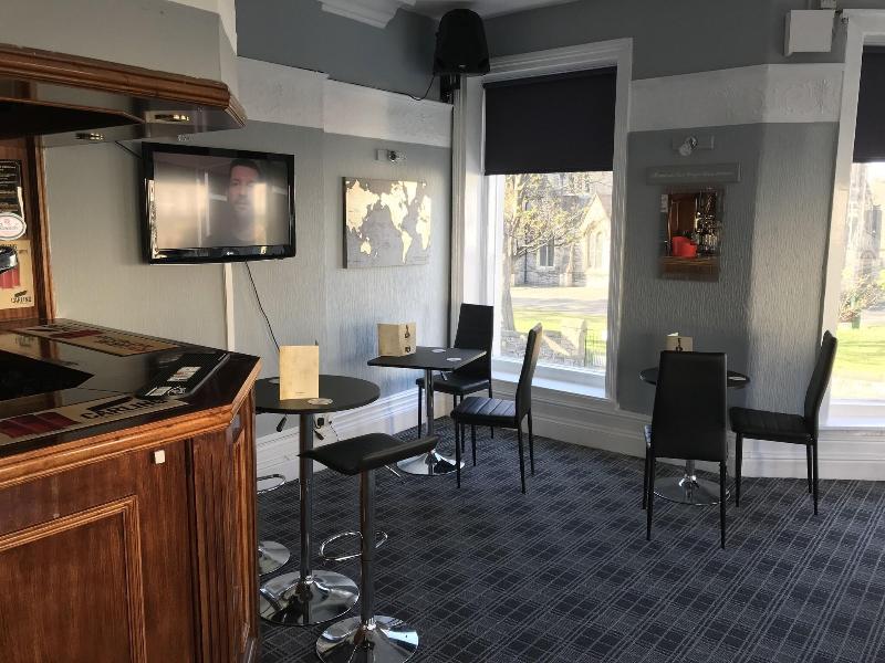 The Alexandra Hotel - Lobi