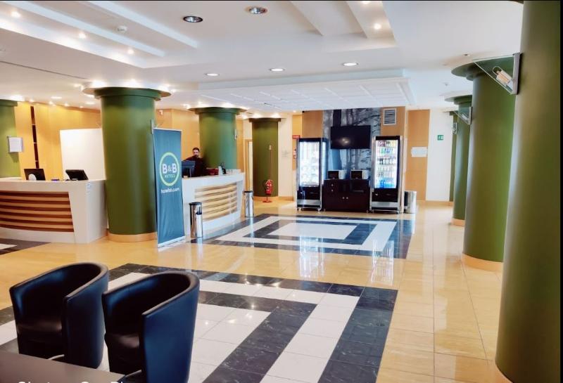 B&B HOTEL Cuneo Cristal - Lobi