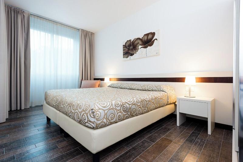 Aparthotel Holiday - Oda