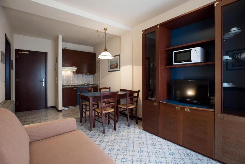 Aparthotel Holiday - Oda