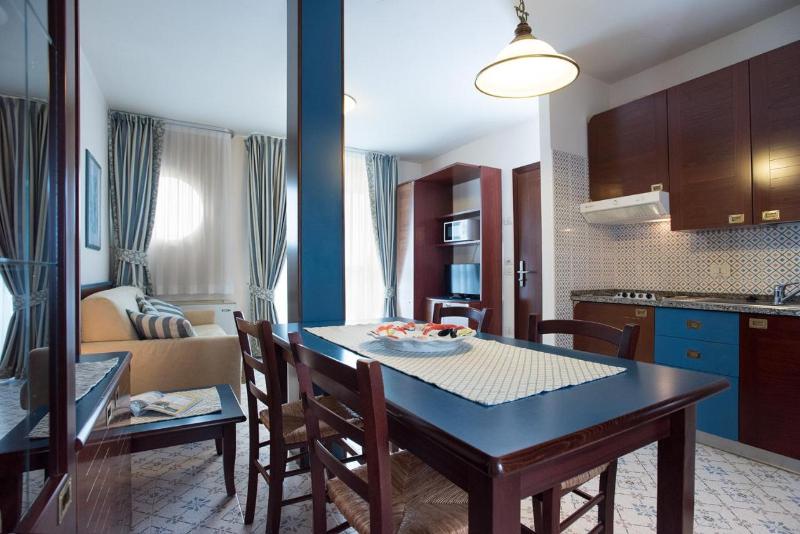Aparthotel Holiday - Oda