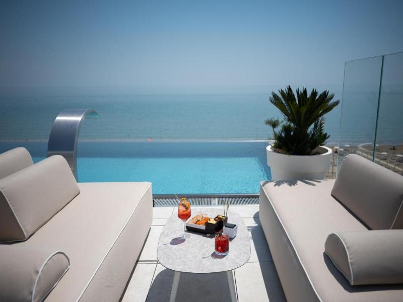 Unico Hotel Caorle - Havuz
