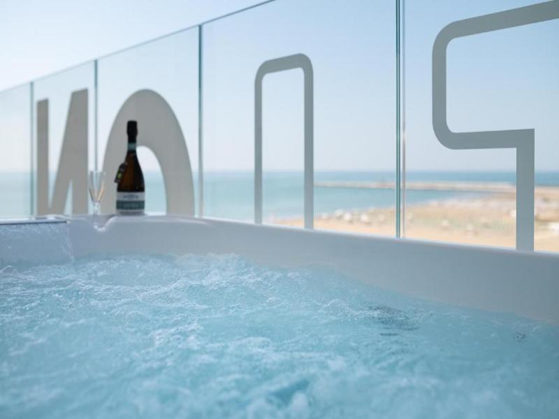 Unico Hotel Caorle - Havuz