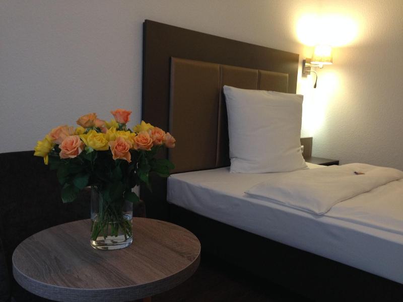 City Hotel Wiesbaden - Oda