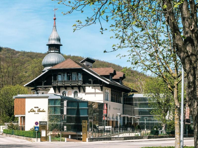 Sacher Baden - Genel