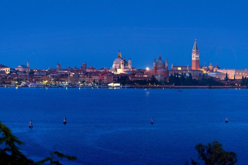 JW Venice - Genel