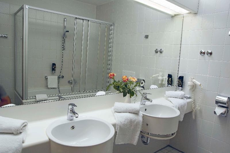 Avalon Hotelpark Königshof - Oda
