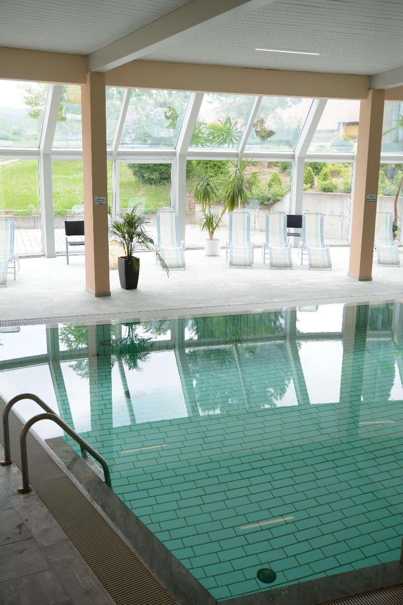 Avalon Hotelpark Königshof - Havuz