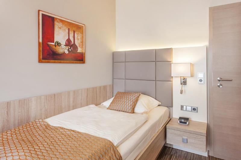 Hotel Trapp - Genel