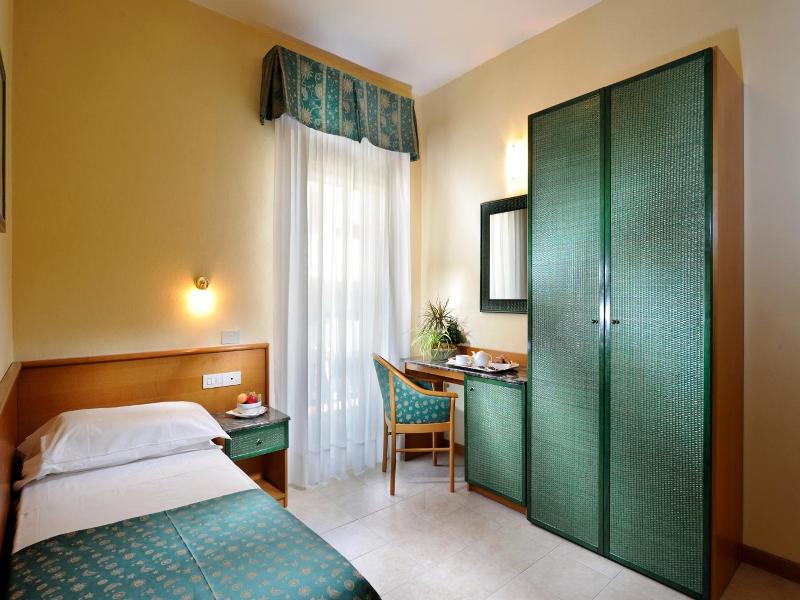 Hotel Bellevue - Oda