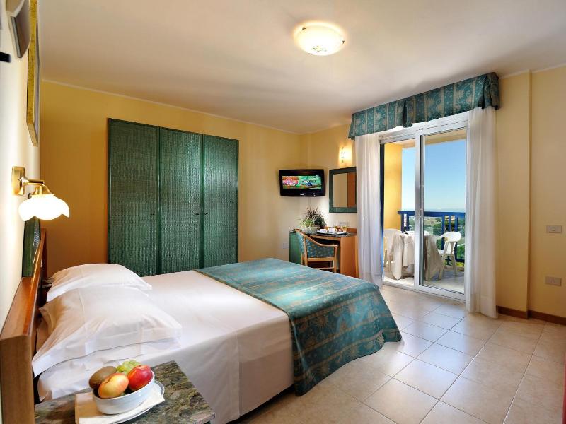 Hotel Bellevue - Oda