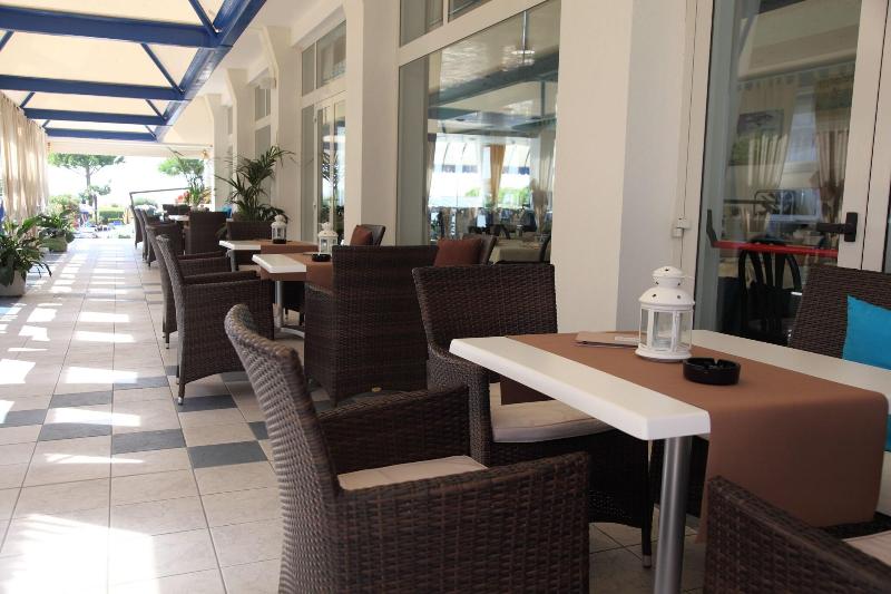 Hotel Bellevue - Teras