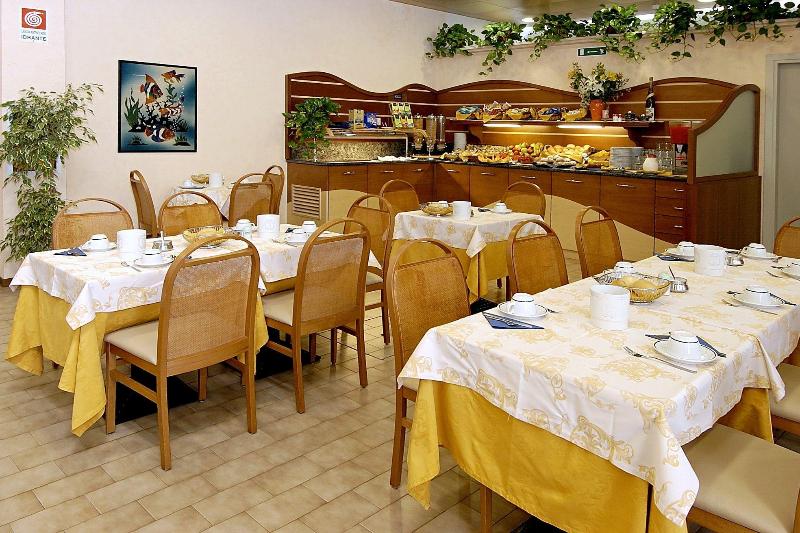 Aparthotel Pineda - Restoran