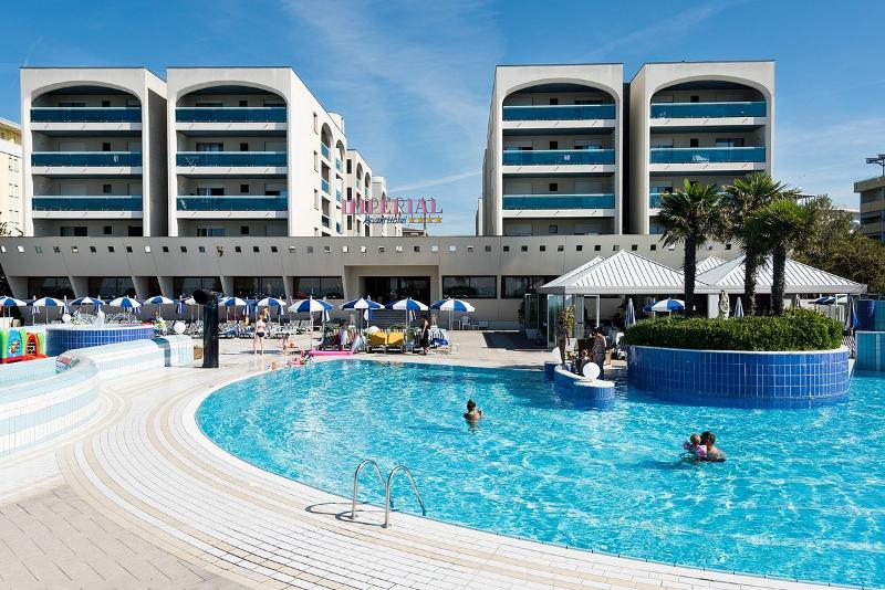 Aparthotel Imperial - Havuz