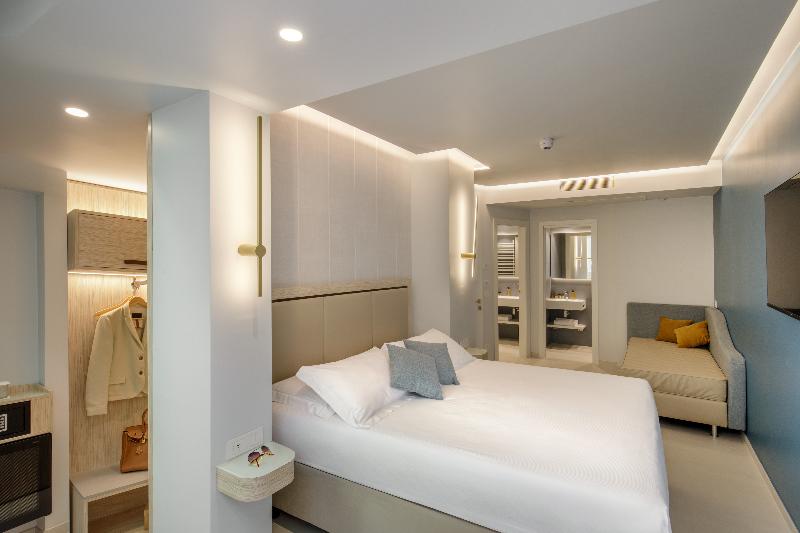 Ambasciatori Suite Hotel - Oda