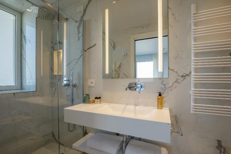 Ambasciatori Suite Hotel - Oda