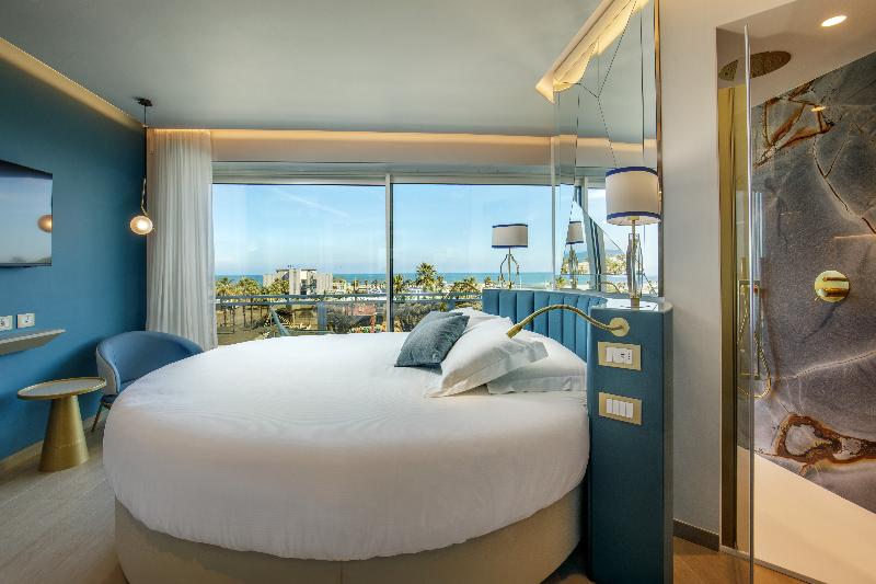 Ambasciatori Suite Hotel - Oda