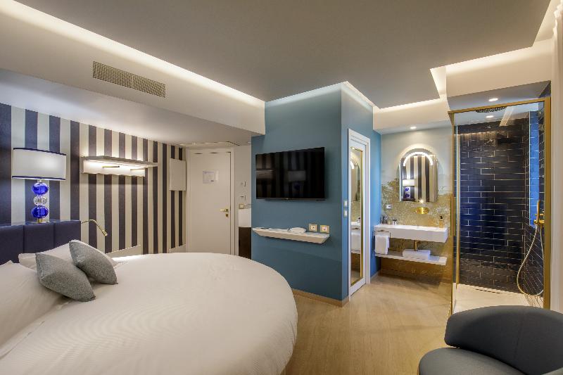 Ambasciatori Suite Hotel - Oda