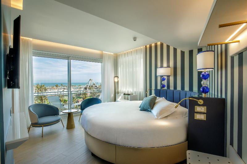 Ambasciatori Suite Hotel - Oda