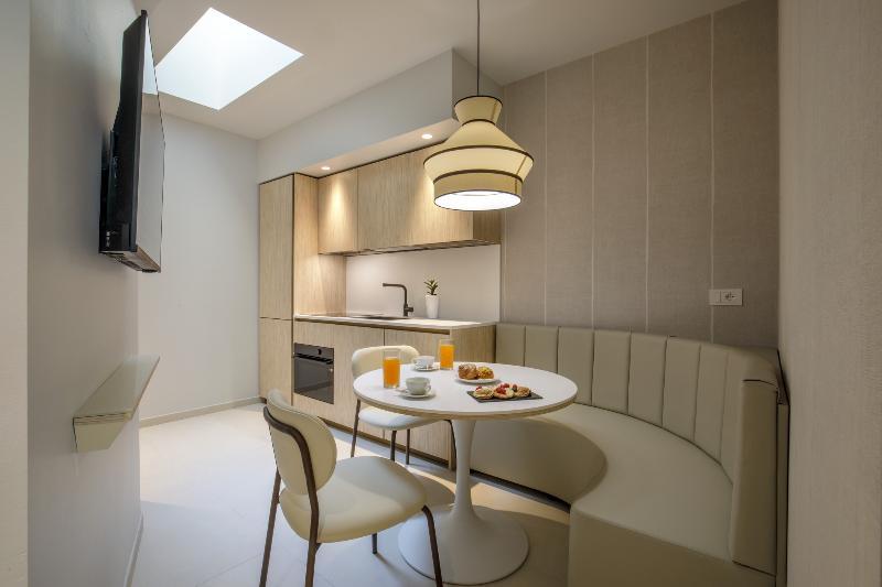 Ambasciatori Suite Hotel - Oda