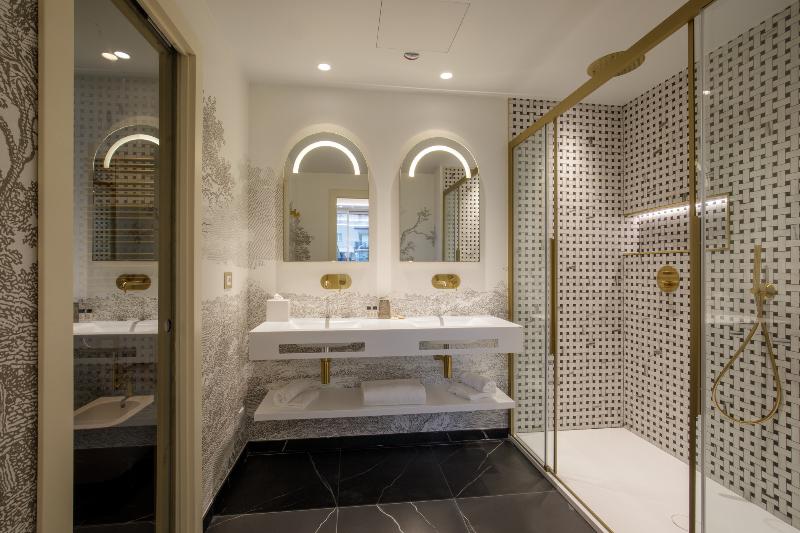 Ambasciatori Suite Hotel - Oda