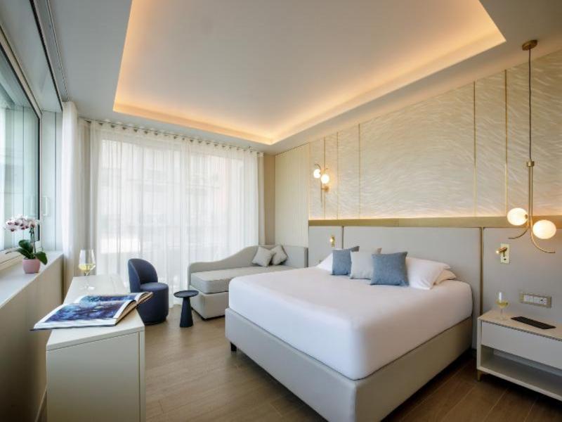 Ambasciatori Suite Hotel - Oda