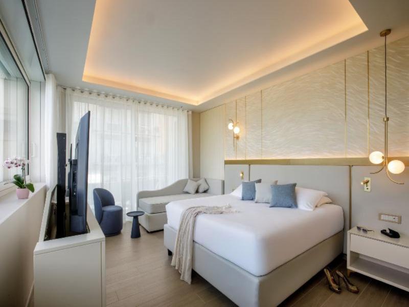 Ambasciatori Suite Hotel - Oda